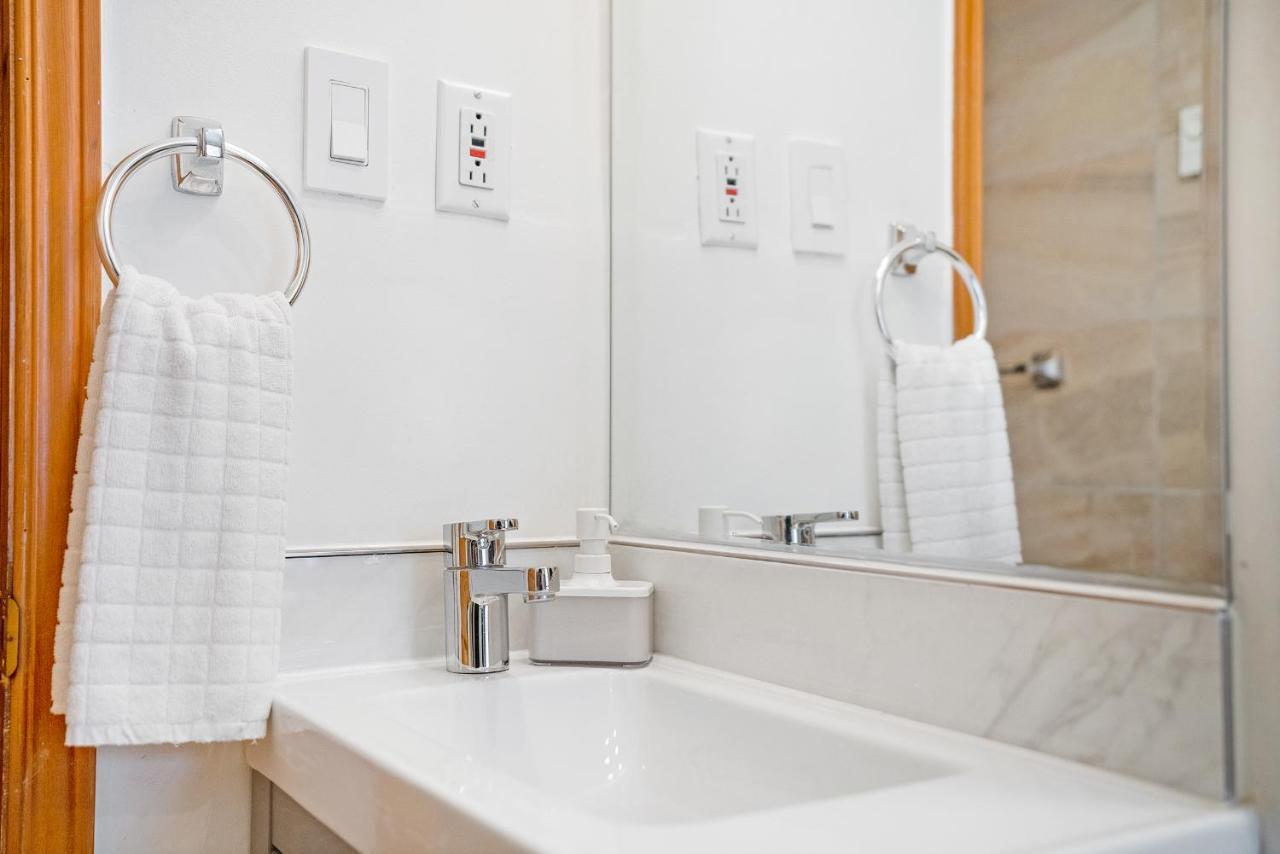 Accueil Chez Francois Bed & Breakfast Montreal Ngoại thất bức ảnh